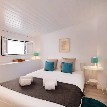 Urban & Trendy Duplex Close To Lx Factory By Trip2portugal Apartment Lisbon