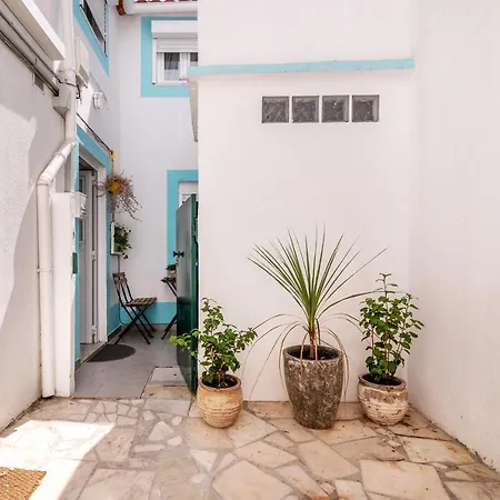Urban & Trendy Duplex Close To Lx Factory By Trip2portugal Apartamento
