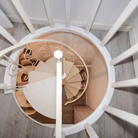 Urban & Trendy Duplex Close To Lx Factory By Trip2portugal Apartamento